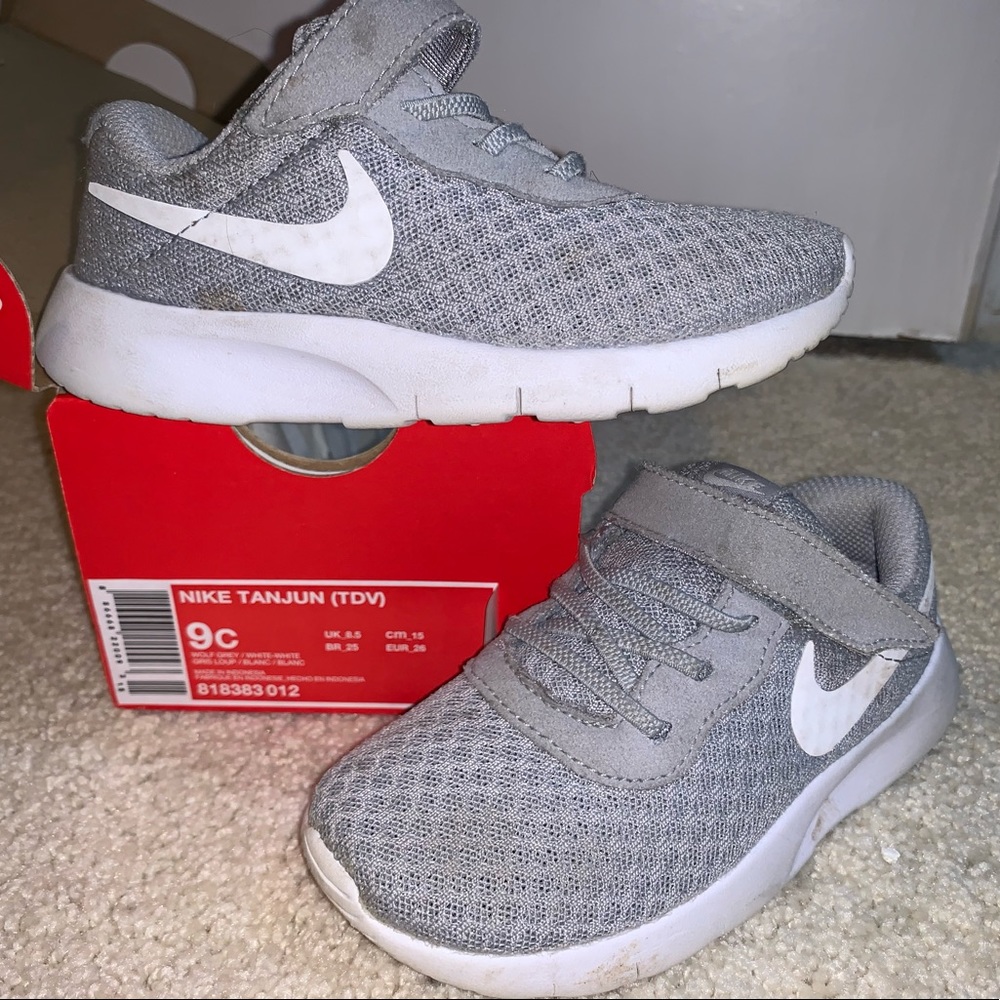 NIKE TANJUN GREY WHITE toddler boy 9c